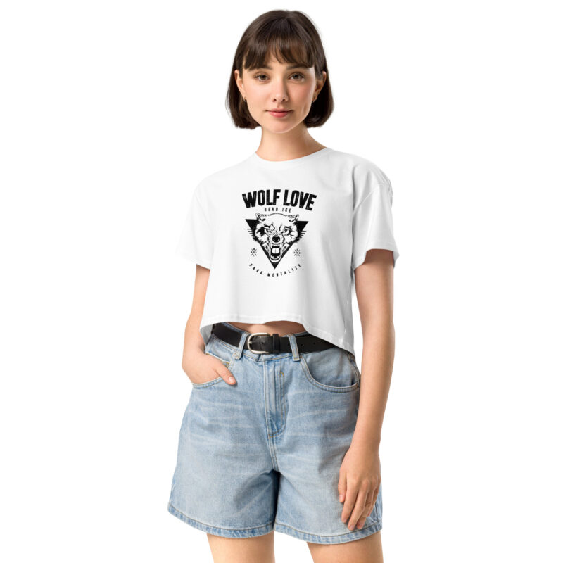 Wolf pack Women’s crop top